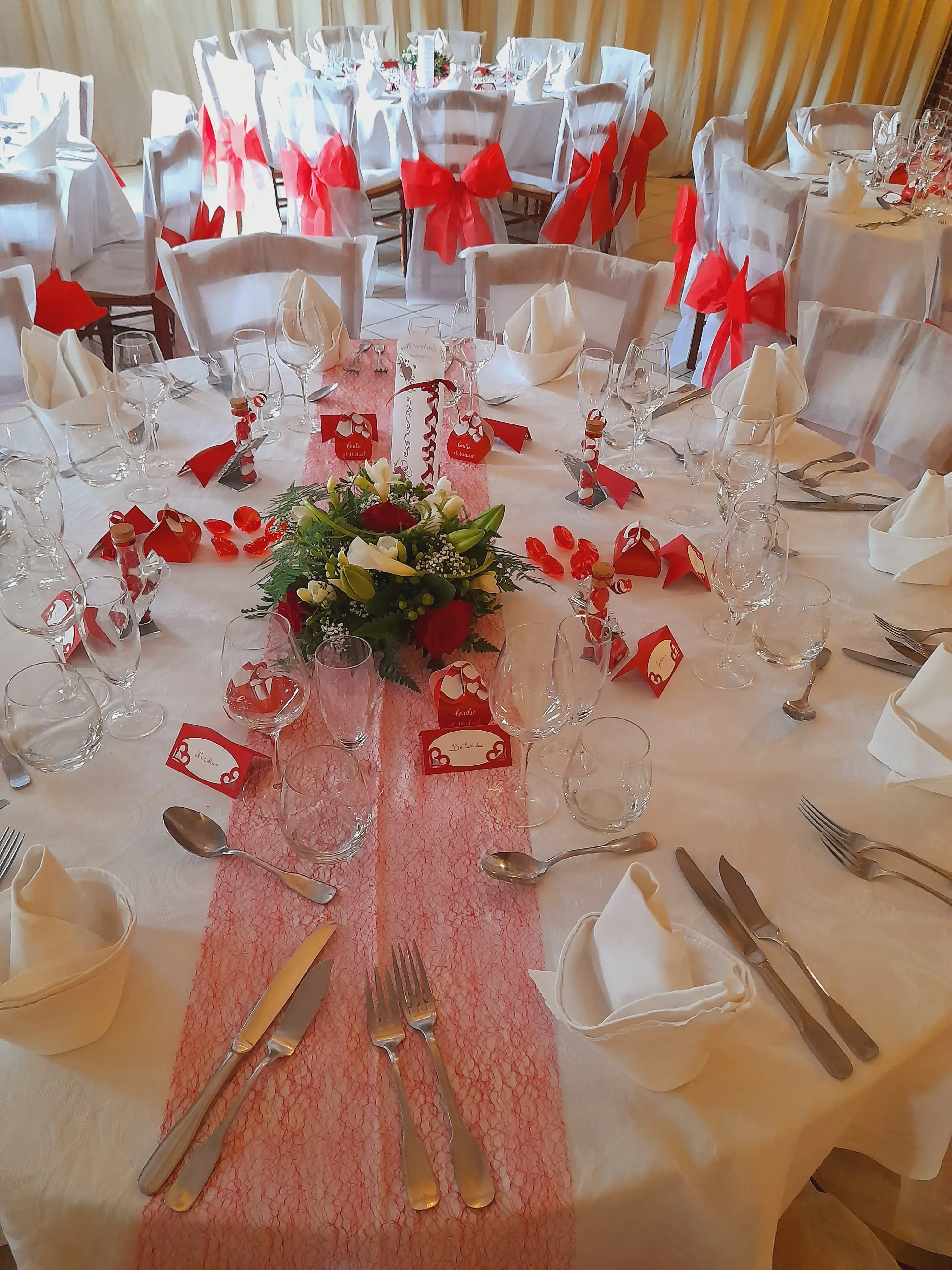 LA SALLE LES TABLES 2